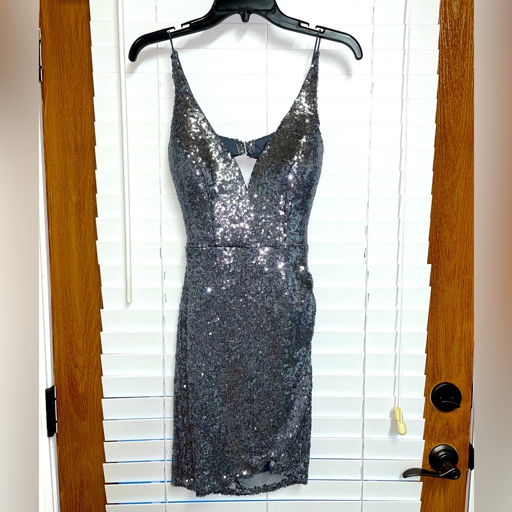 Dillards grey, sequin formal thigh length dress with slit